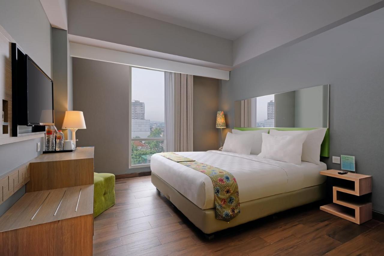 Khas Semarang Hotel Экстерьер фото